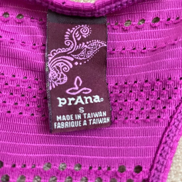prAna Breathe Small magenta Racerback tank wide waistband - Picture 5 of 7
